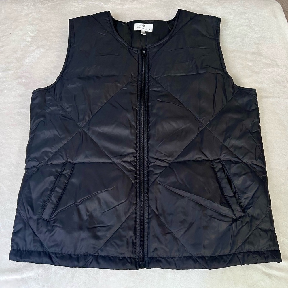 NWT Socialite Lightweight Black Puffer Vest size S/M